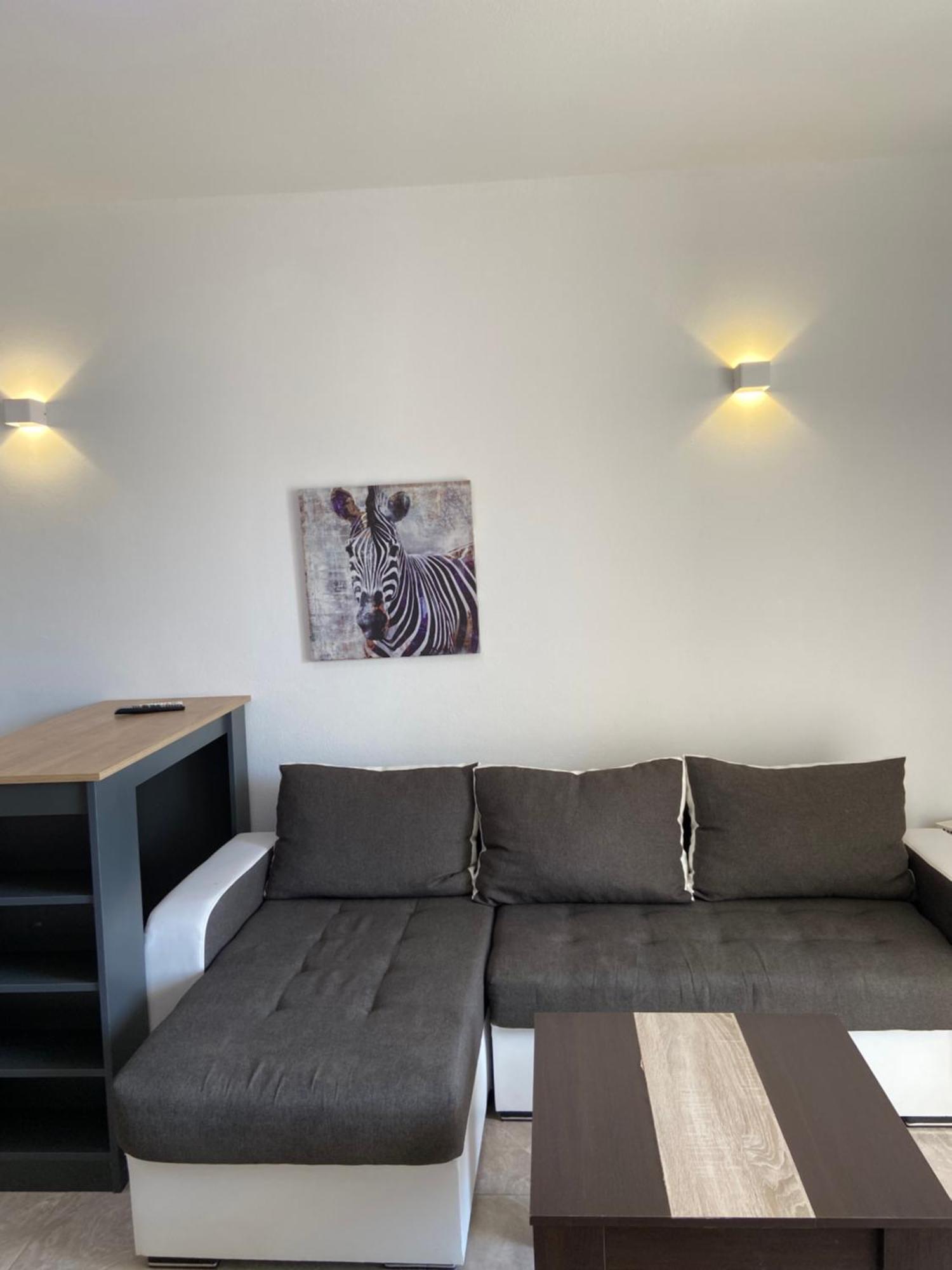 Montebello Inn Apartments Улцинь Экстерьер фото